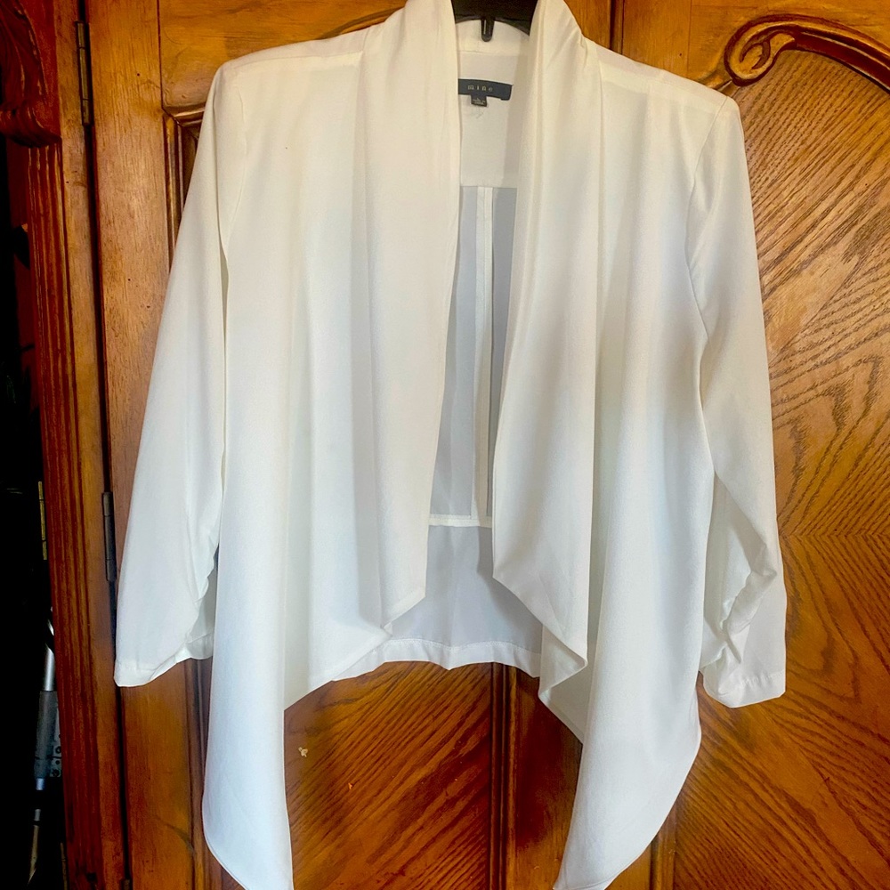 Asymmetrical jacket